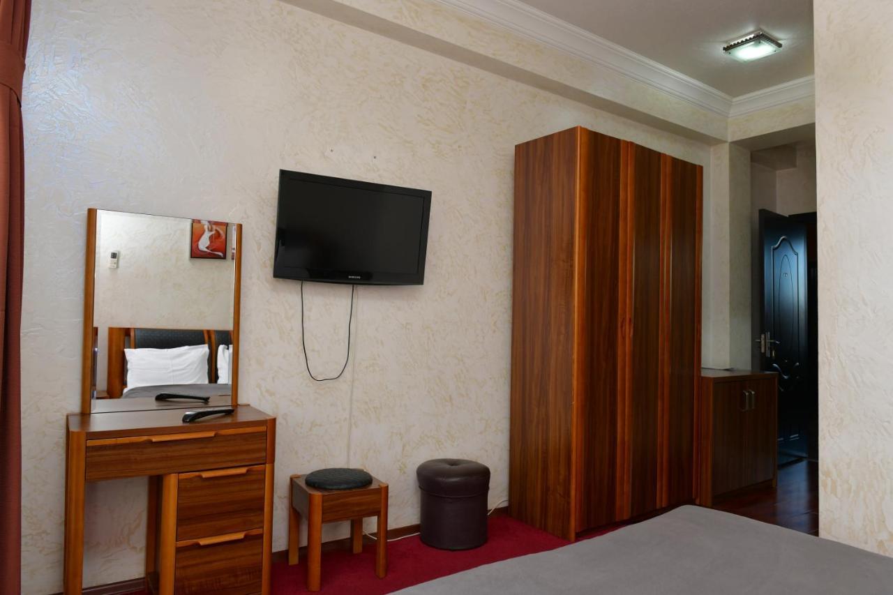 Antika Hotel 바투미 외부 사진