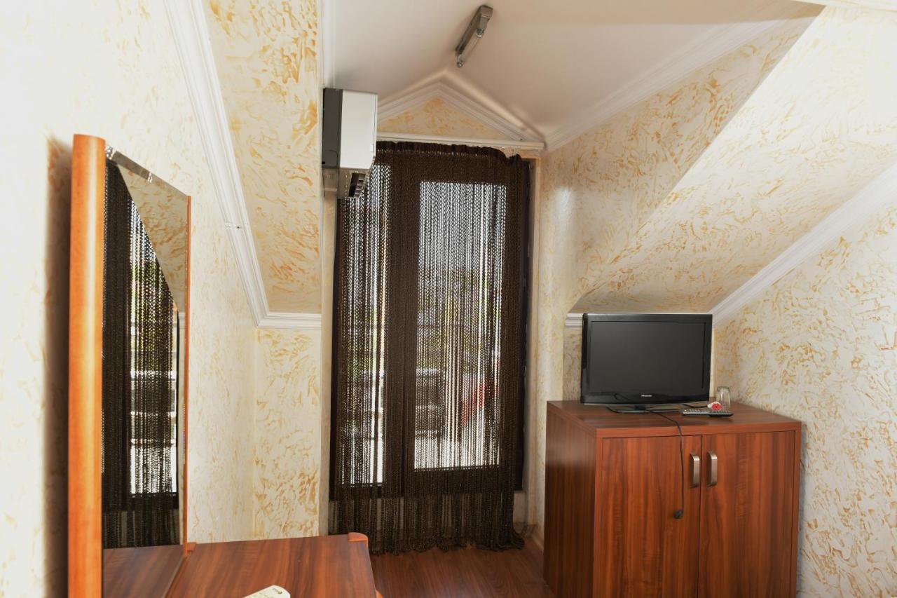Antika Hotel 바투미 외부 사진